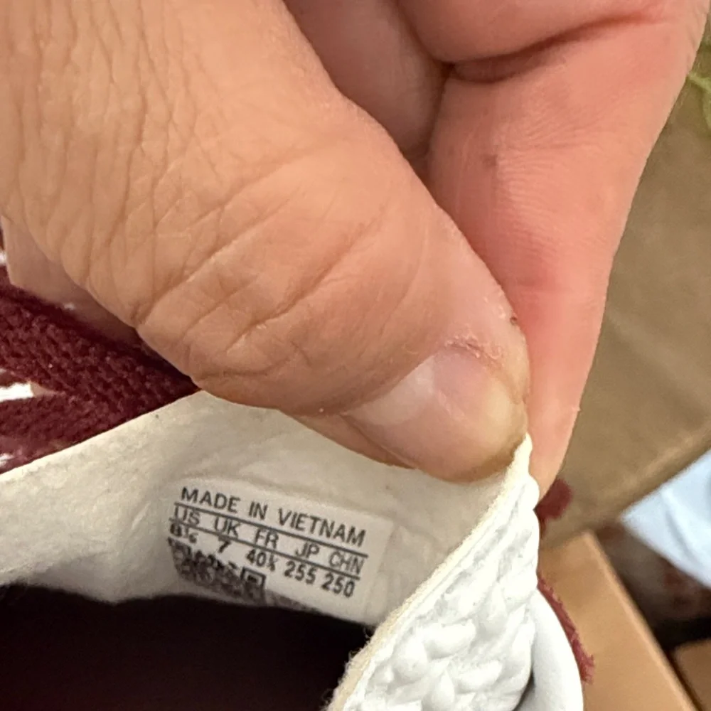 adidas Gazelle Bold women’s Platform ✨Burgundy✨Sz. 8.5. - Picture 4 of 15